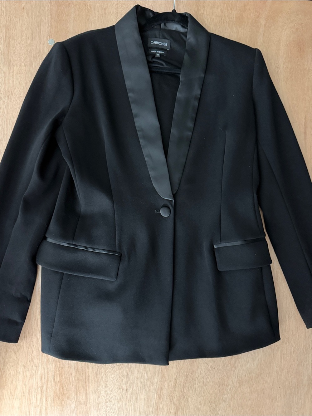 Carbon38 Black Satin-Trim Single-Button Blazer - Picture 1 of 12